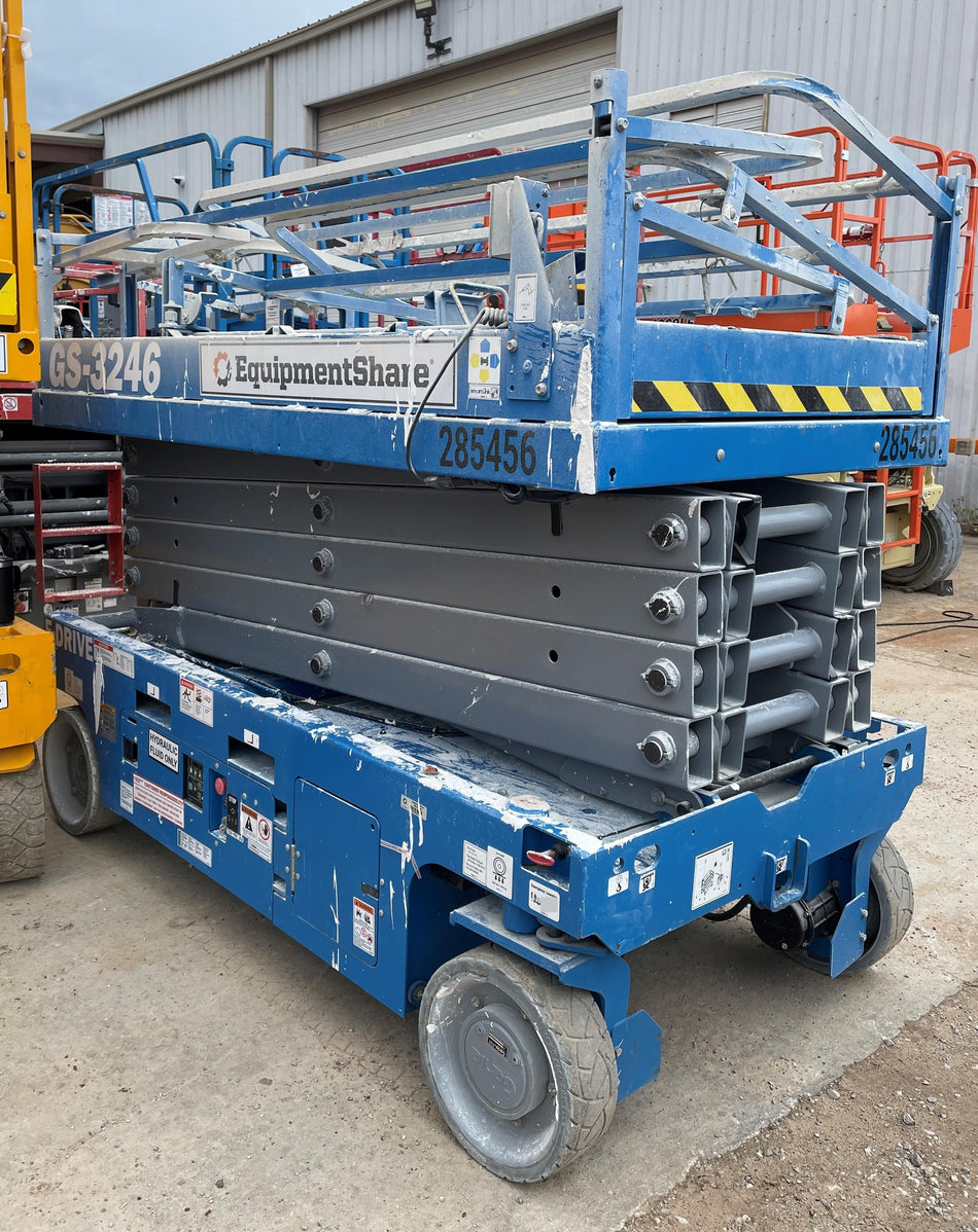 2022 GENIE GS-3246