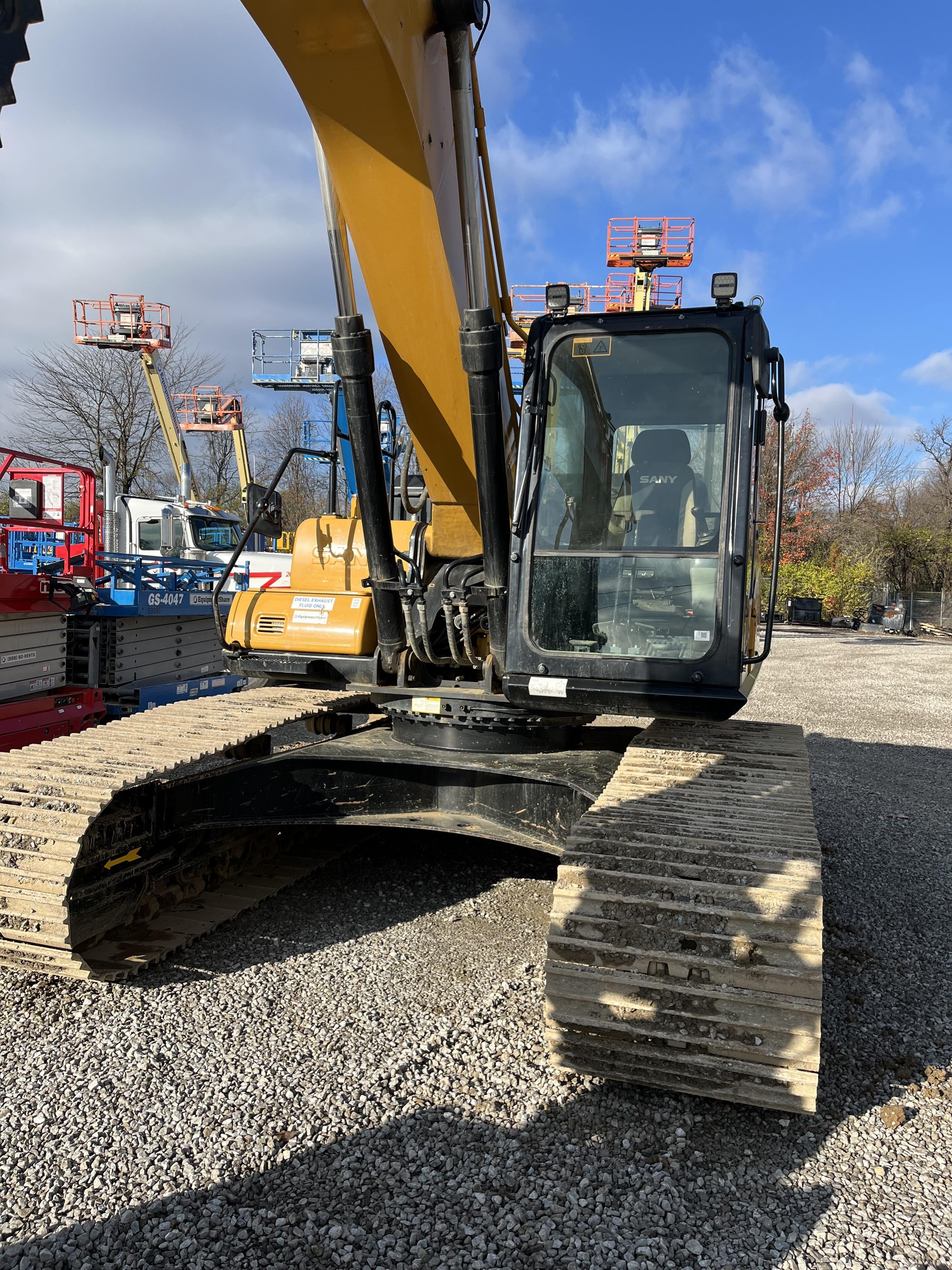 2023 SANY SY225C