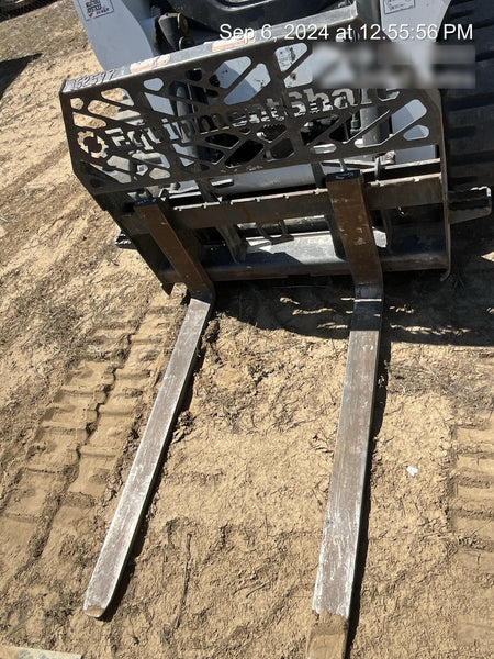 2021 PALADIN 48" Pallet Forks - Paladin