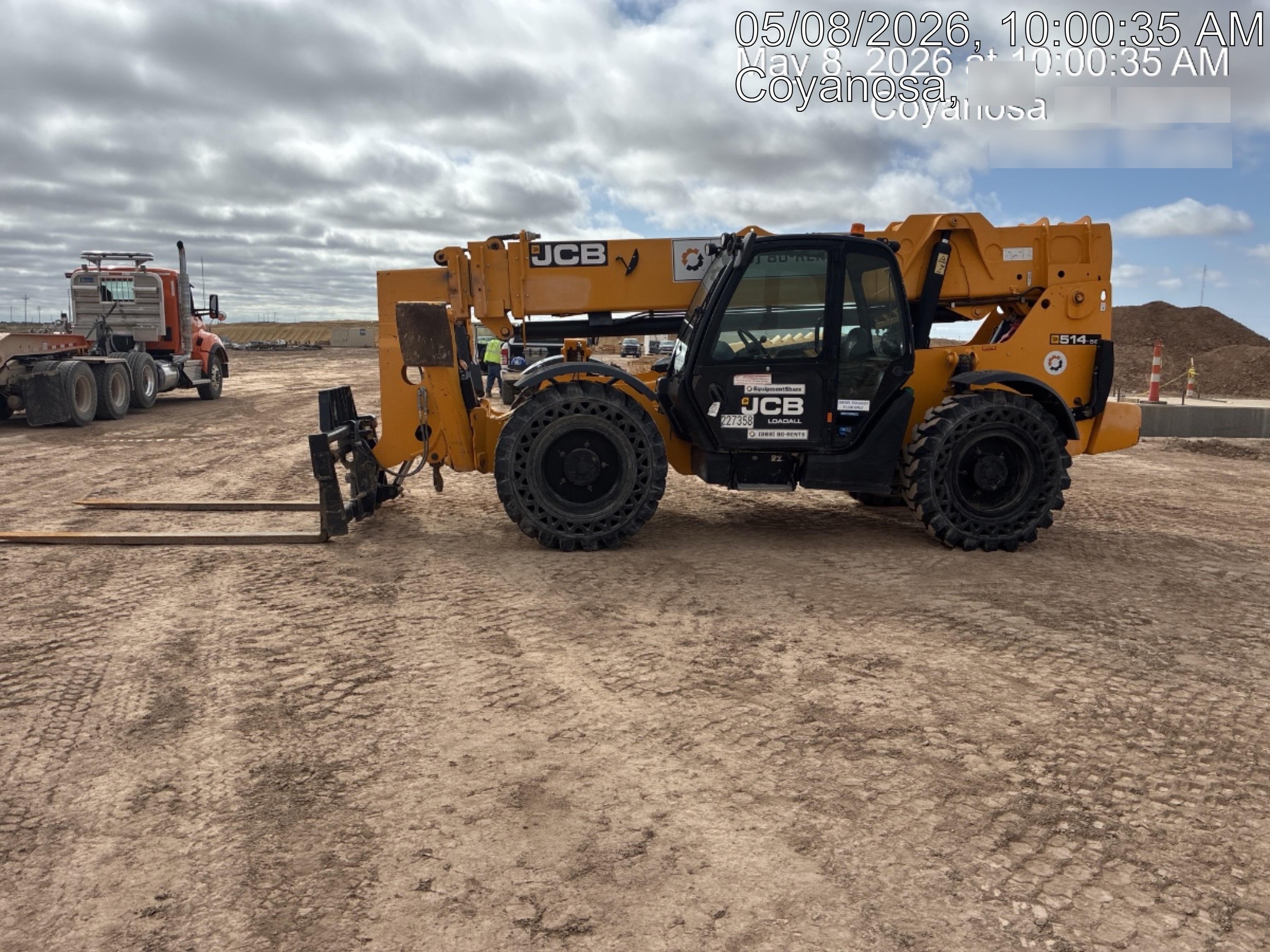 2022 JCB 514-56