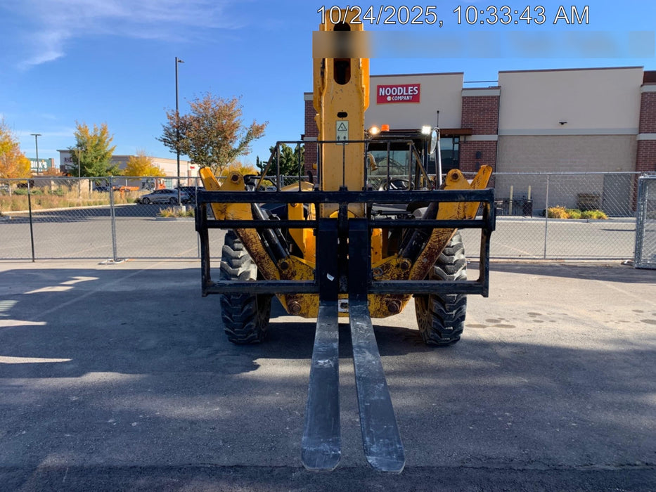 2019 JCB 510-56 Canopy, 74 HP, Solid Tires, STD Worklight, Beacon, Aux Hydraulics, Lifting Eye, Back up Alarm w/66" Carriage/60" Forks