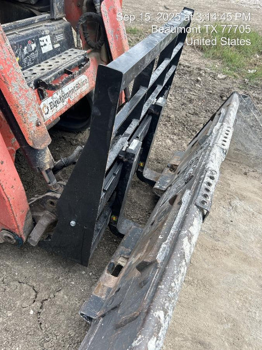 2025 ARROW MATERIAL HANDLING F5100CB - 72"