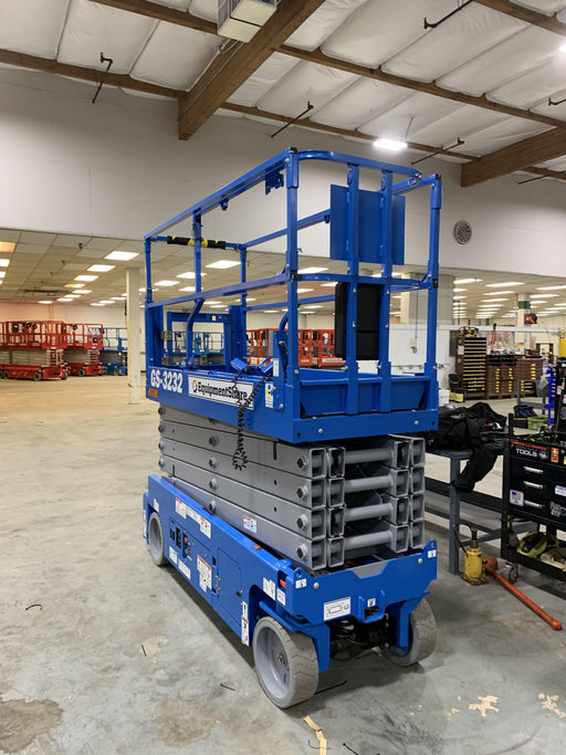 2020 Genie GS-3232 Standard, Folding half height swing gate, 800W Inverter