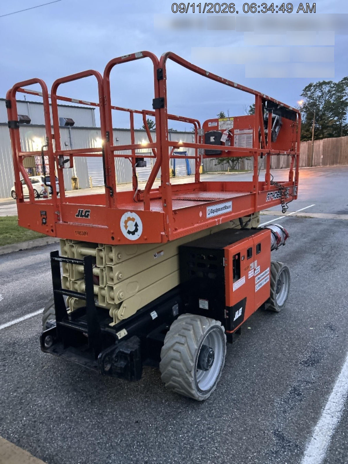 2021 JLG RT4069
