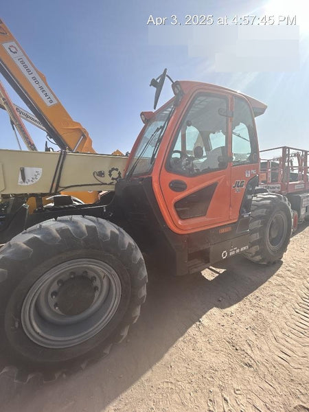 2025 JLG 1732