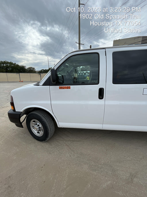 2023 CHEVROLET Express Van - Rental