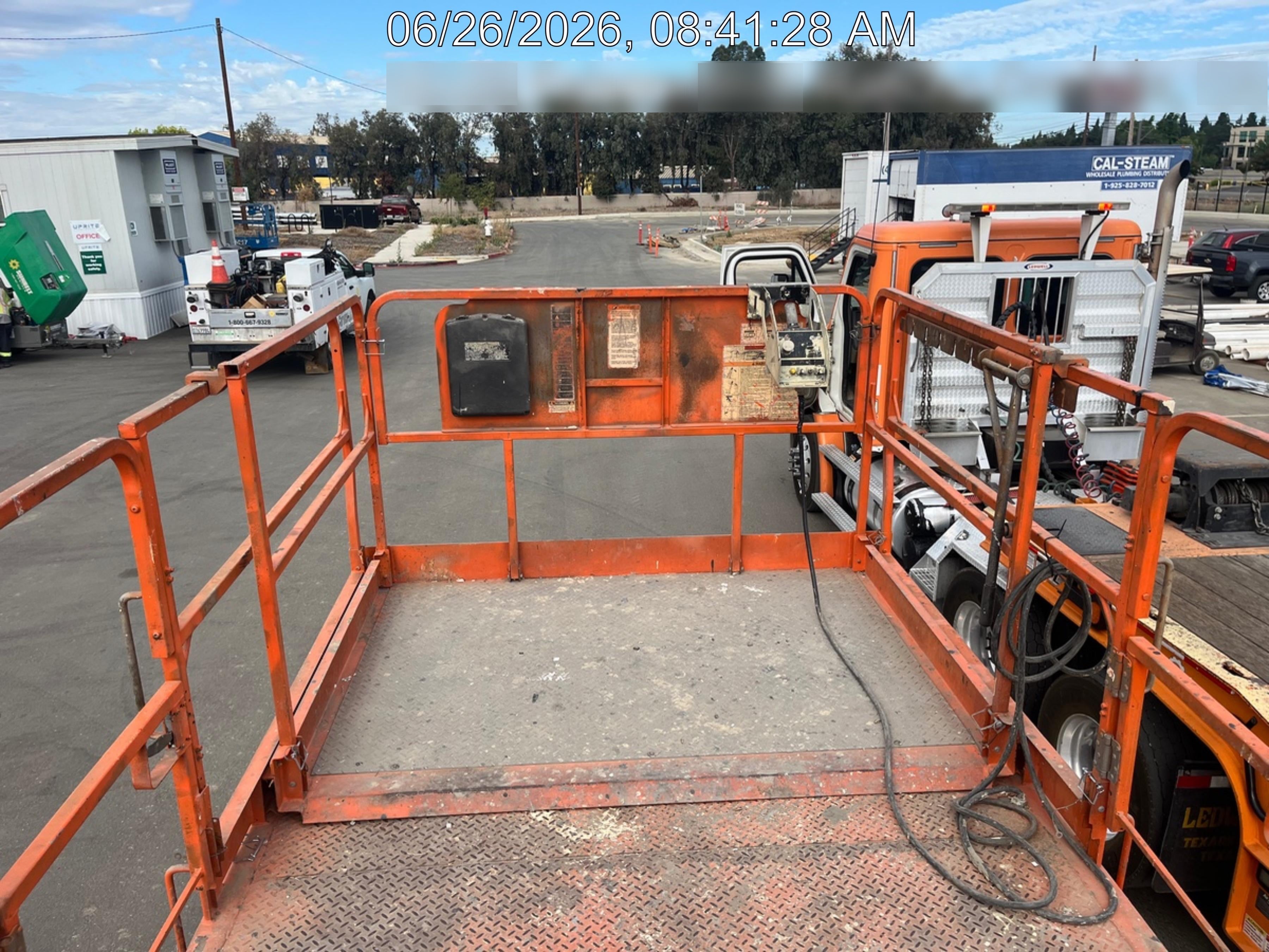 2019 JLG 430LRT