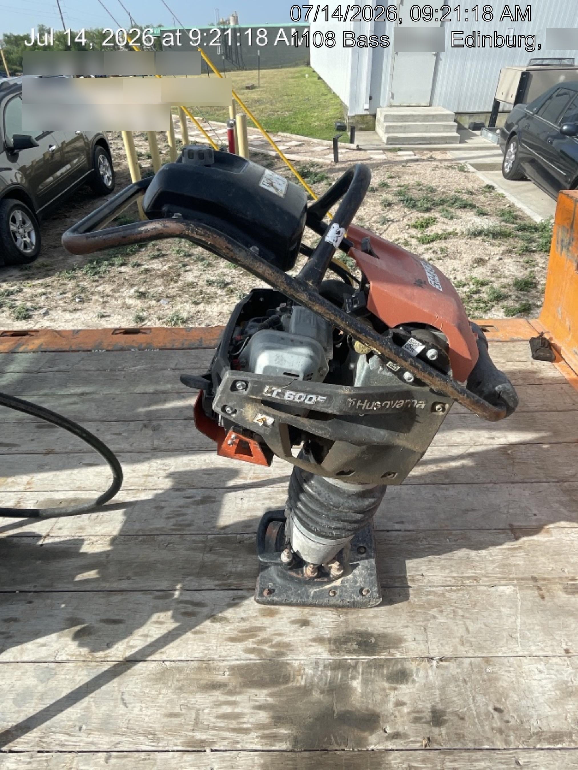 2025 HUSQVARNA LT6005