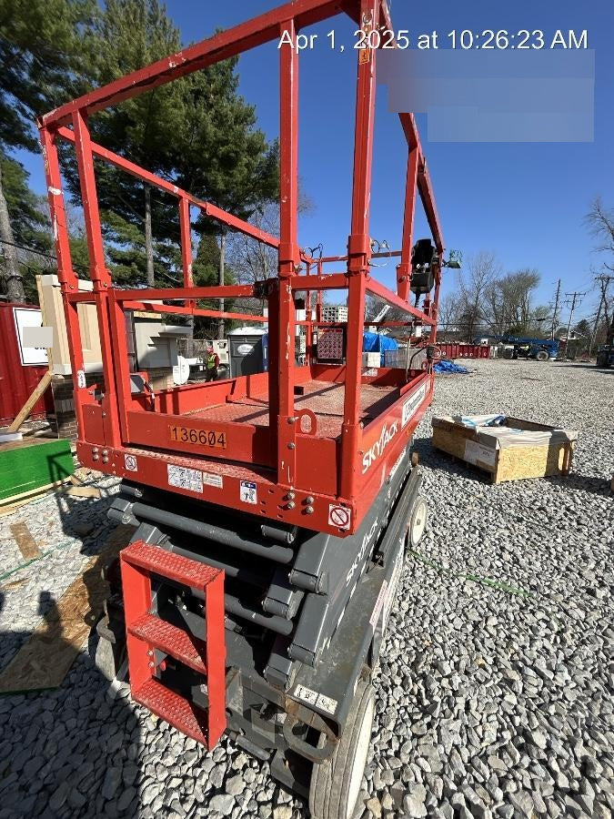 2021 SKYJACK SJ4732
