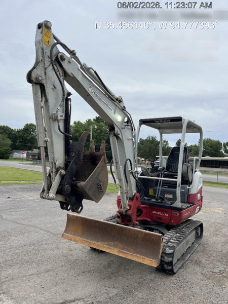 2022 TAKEUCHI TB235-2R
