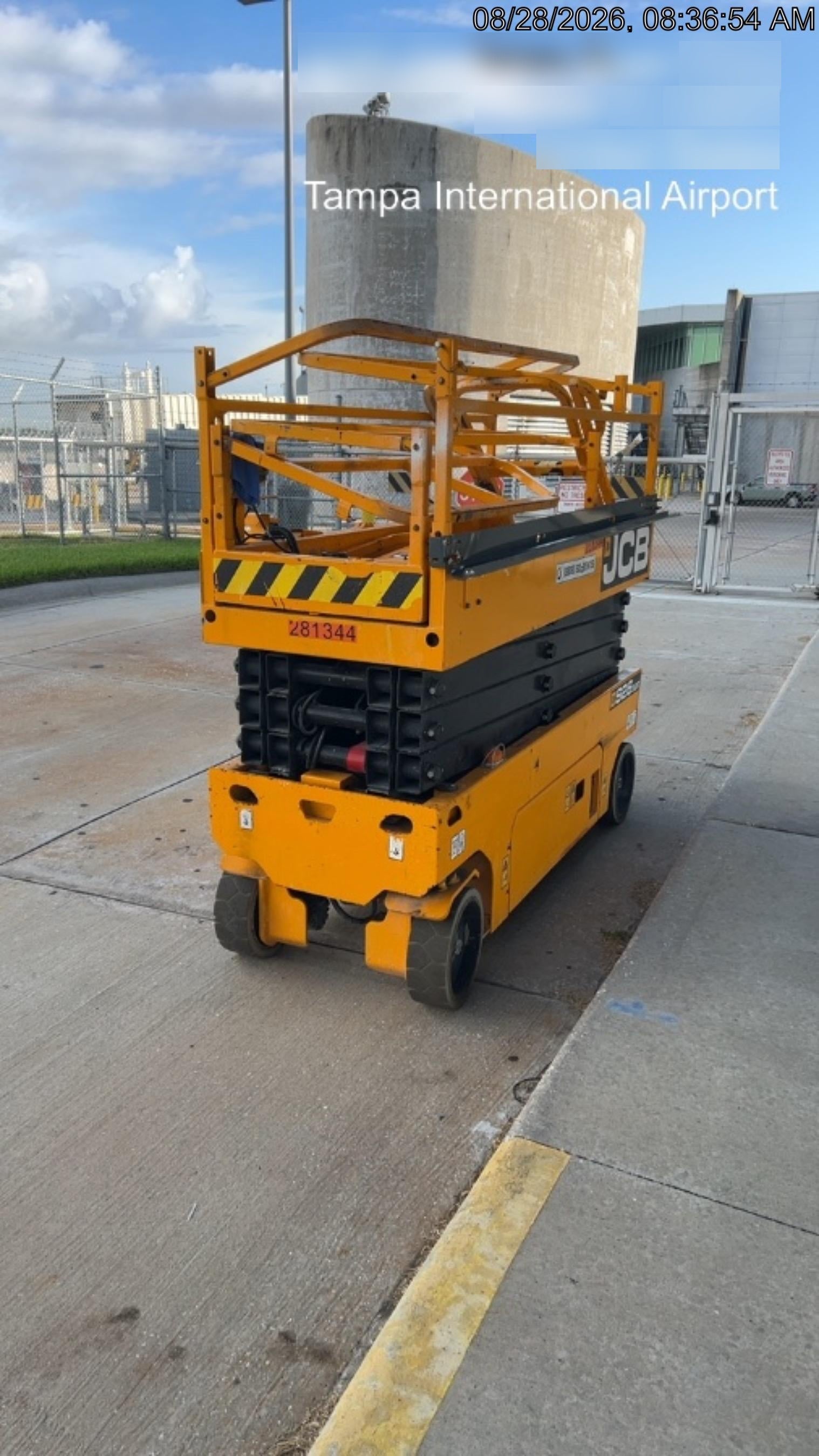 2023 JCB S2632E