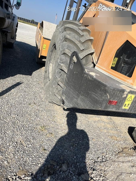 2023 CASE SV211E