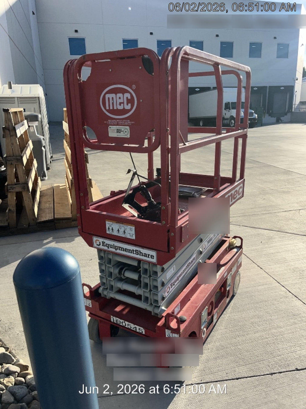 2020 MEC 1330SE Solid NM Tires, Steel Swing out Doors, LCS, Beacon, 900W Invertor