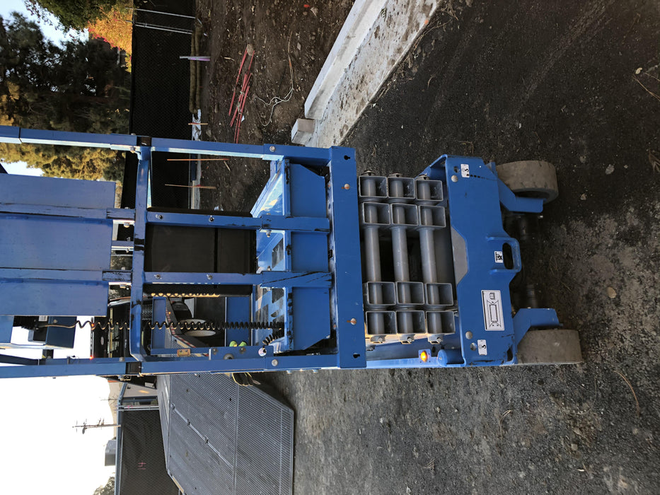 2020 Genie GS-1930 Solid Non Marking Tires, Beacon, Folding rails with half height swing gate, 800W Inverter