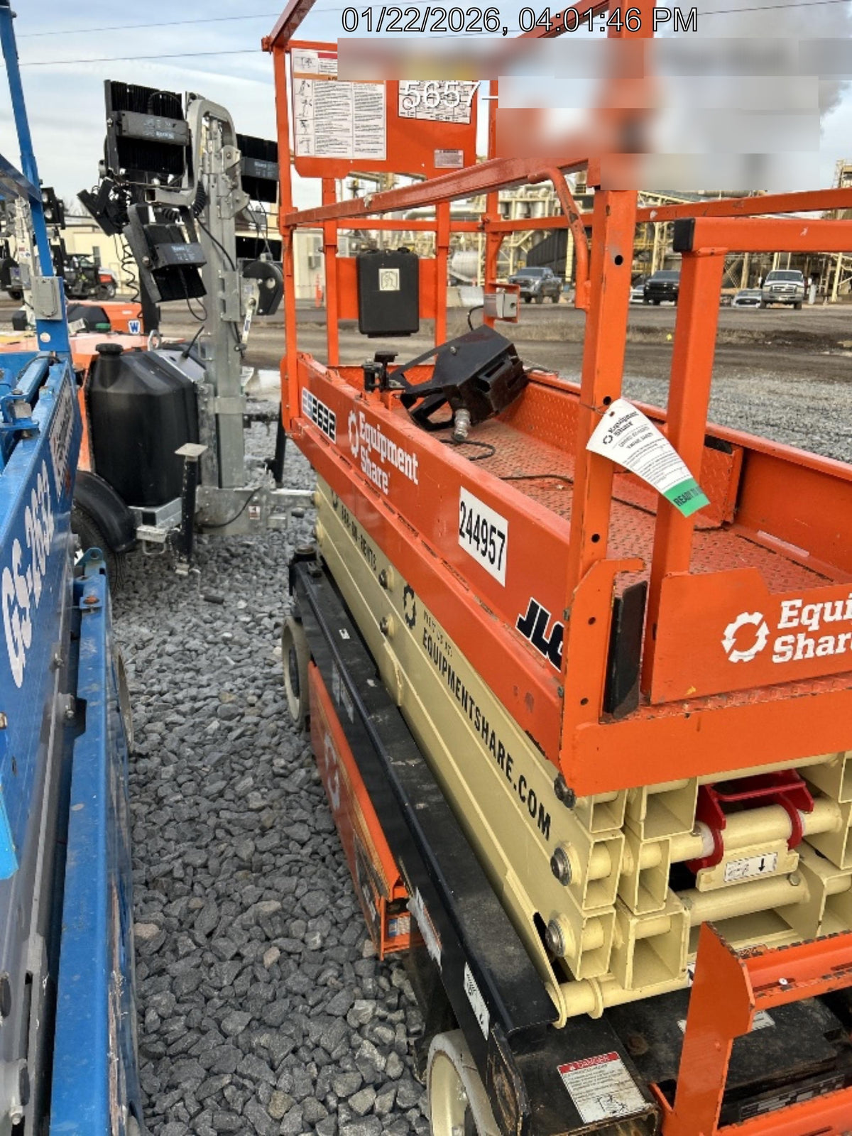 2022 JLG ES2632