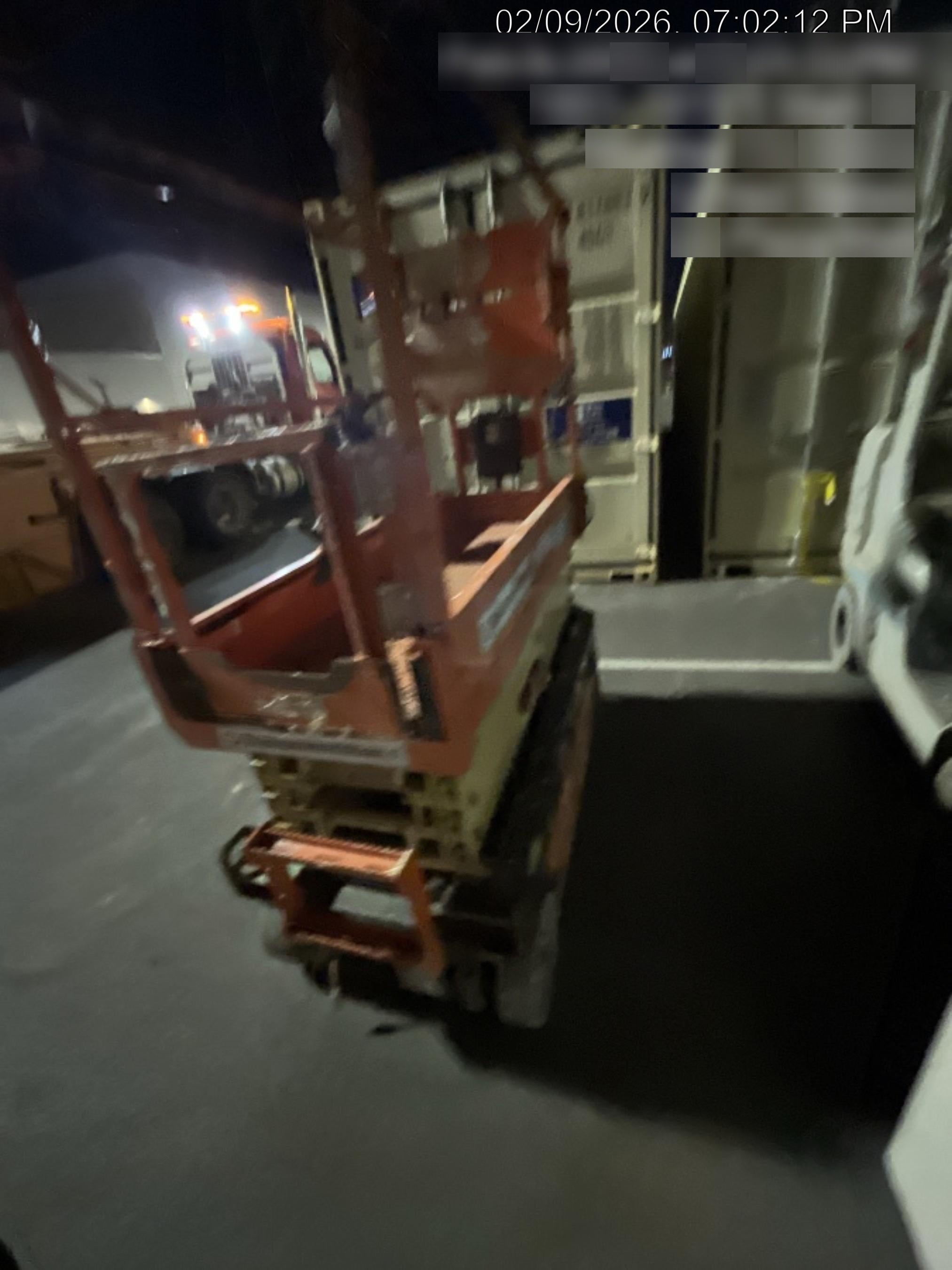2021 JLG ES1932