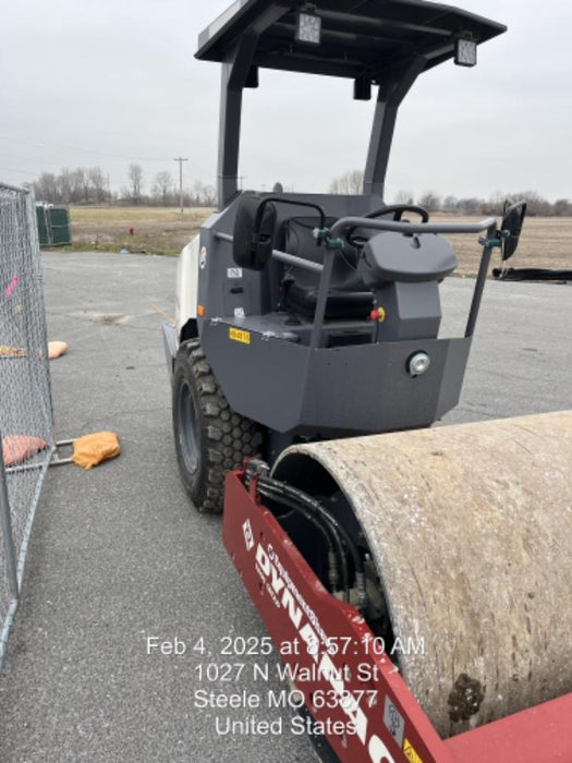 2024 DYNAPAC CA1300D