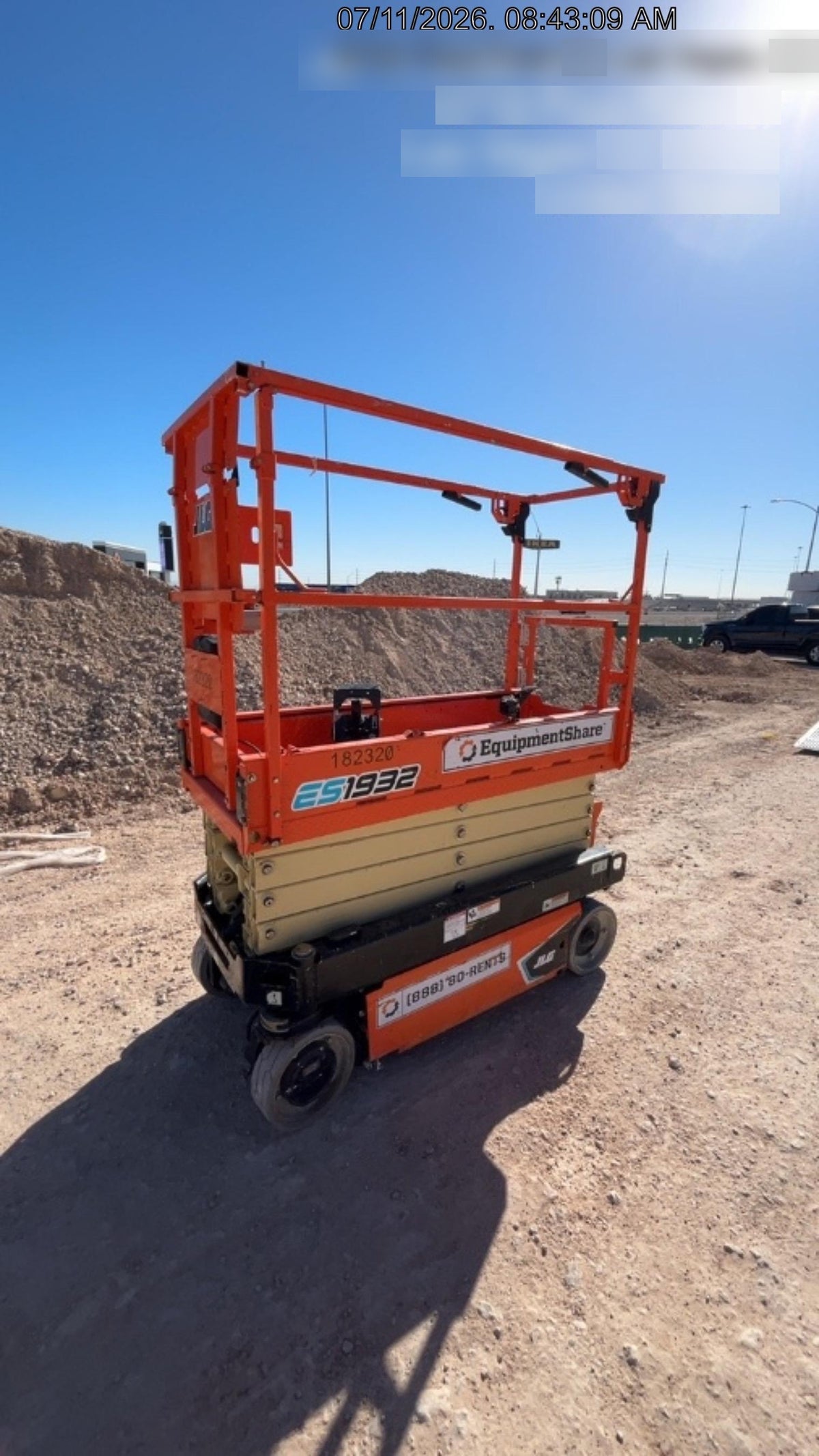2021 JLG ES1932