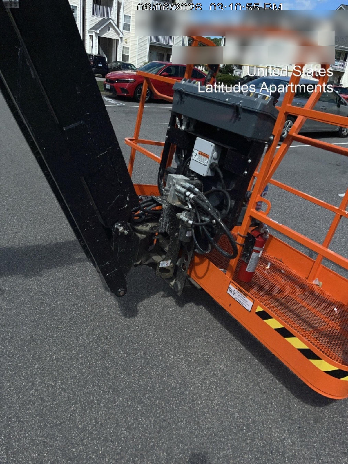 2025 JLG 660SJ