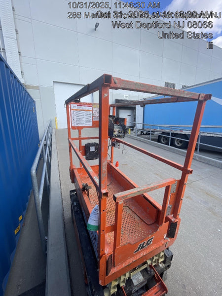 2022 JLG ES1330L