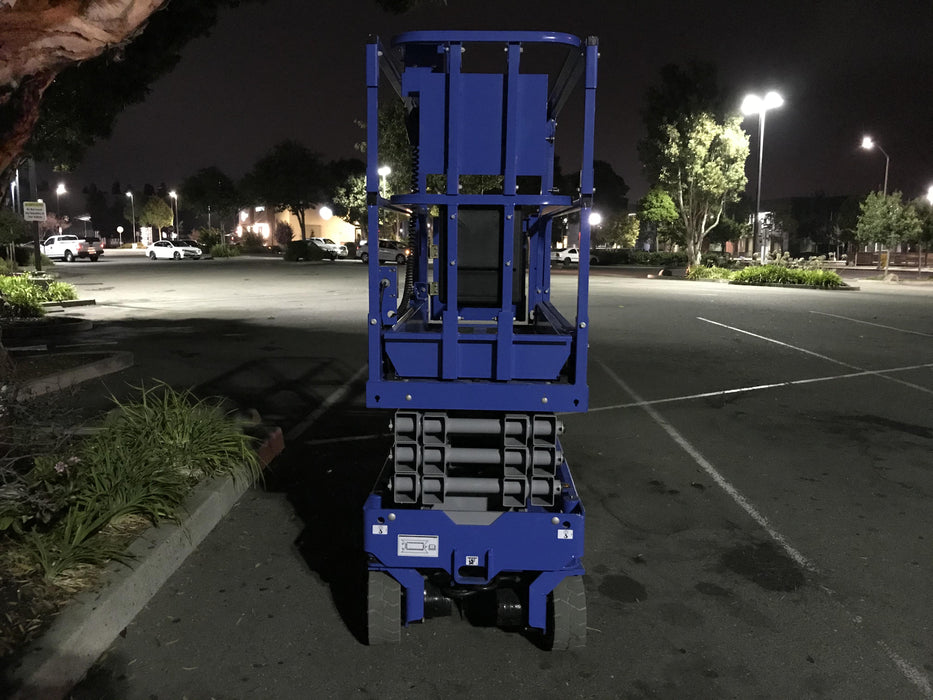 2020 Genie GS-1930 Solid Non Marking Tires, Beacon, Folding rails with half height swing gate, 800W Inverter