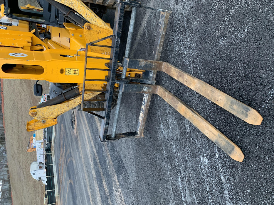 2020 JCB 510-56 Canopy, Solid Tires, Work Lights, Beacon, Aux Hydraulics, Back up Alarm, Lifting Eye, ES Decals