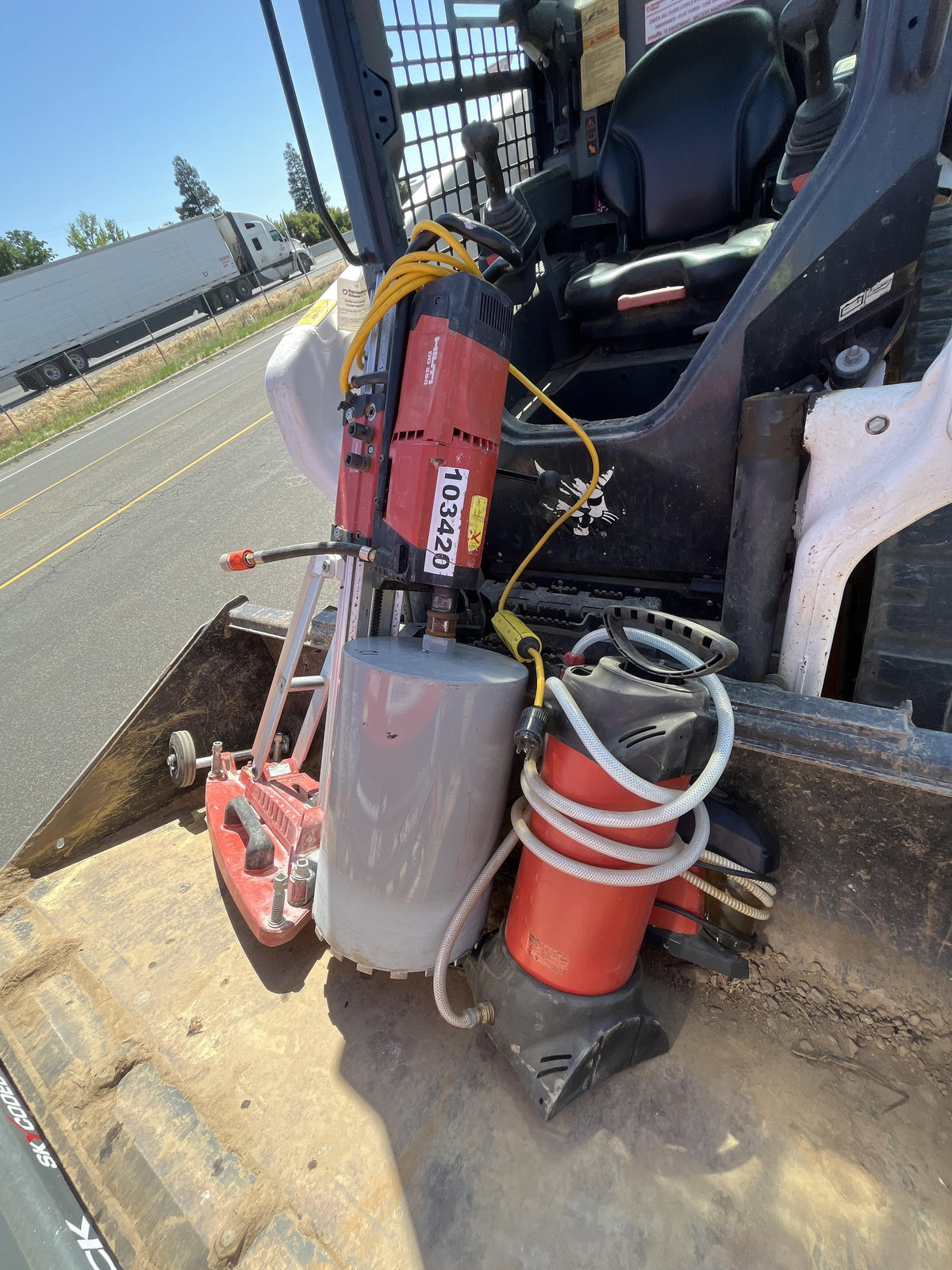 2020 HILTI DD250E