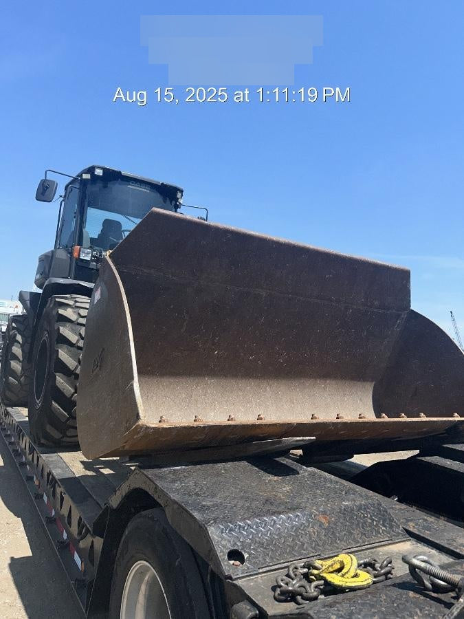 2022 CASE 721G