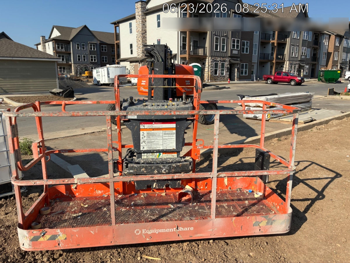 2024 JLG 660SJ