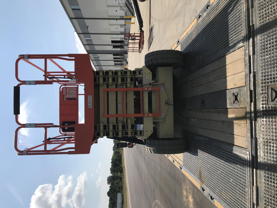 2019 JLG 4069LE Solid Non Marking Tires, Rotating Beacon