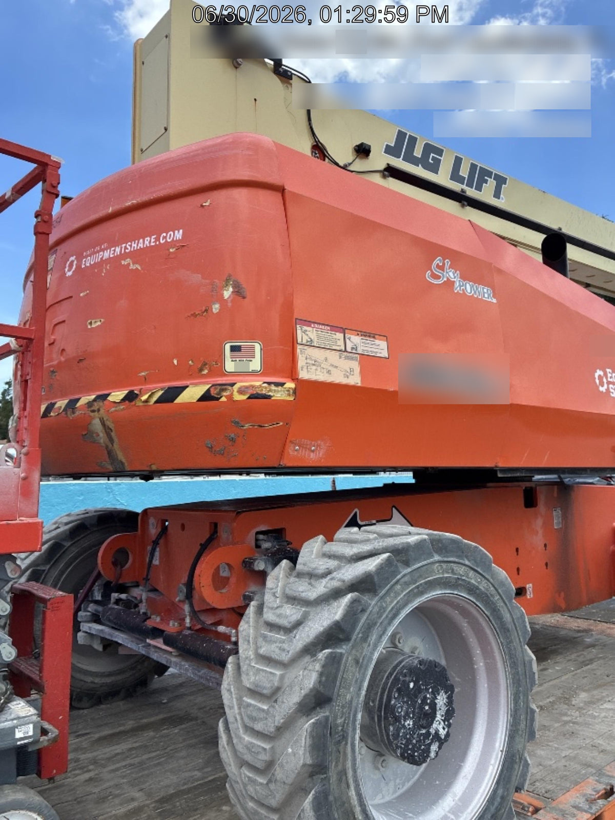 2023 JLG 860SJ