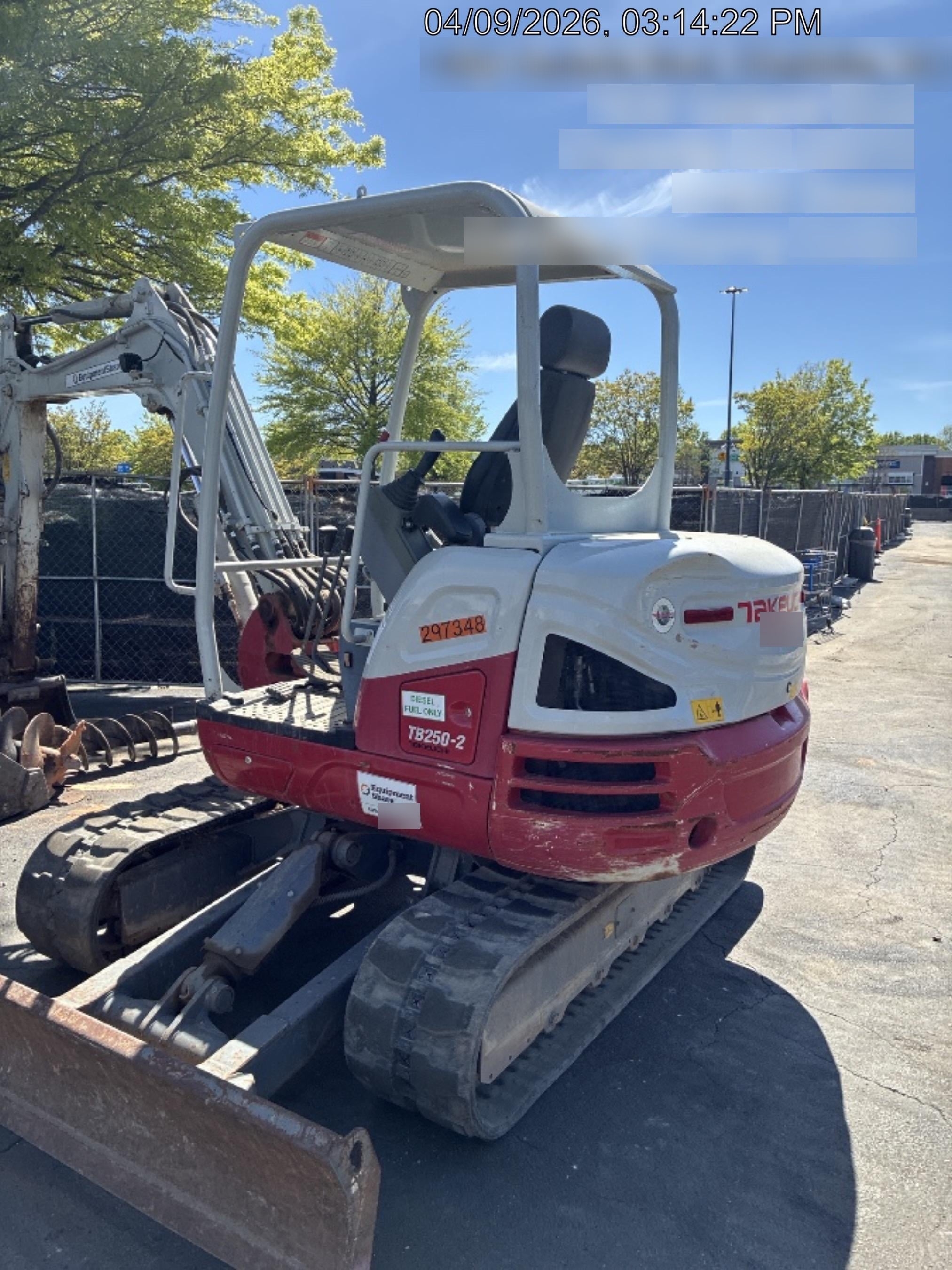 2023 TAKEUCHI TB250-2R