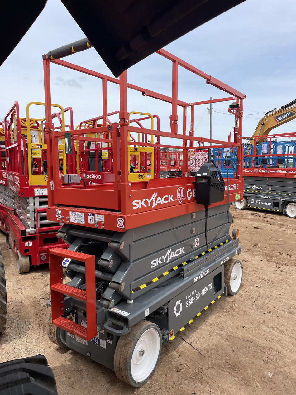 2025 SKYJACK SJ3226