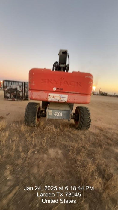 2016 Skyjack SJ86T