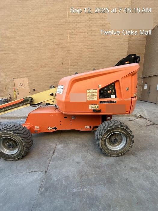 2019 JLG 400S