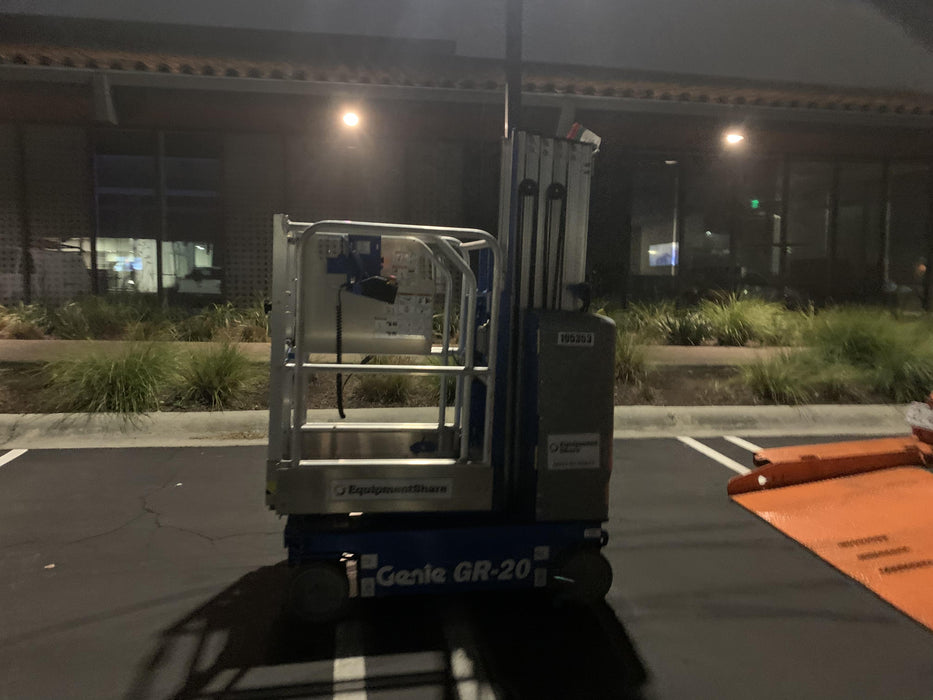 2021 GENIE GR-20