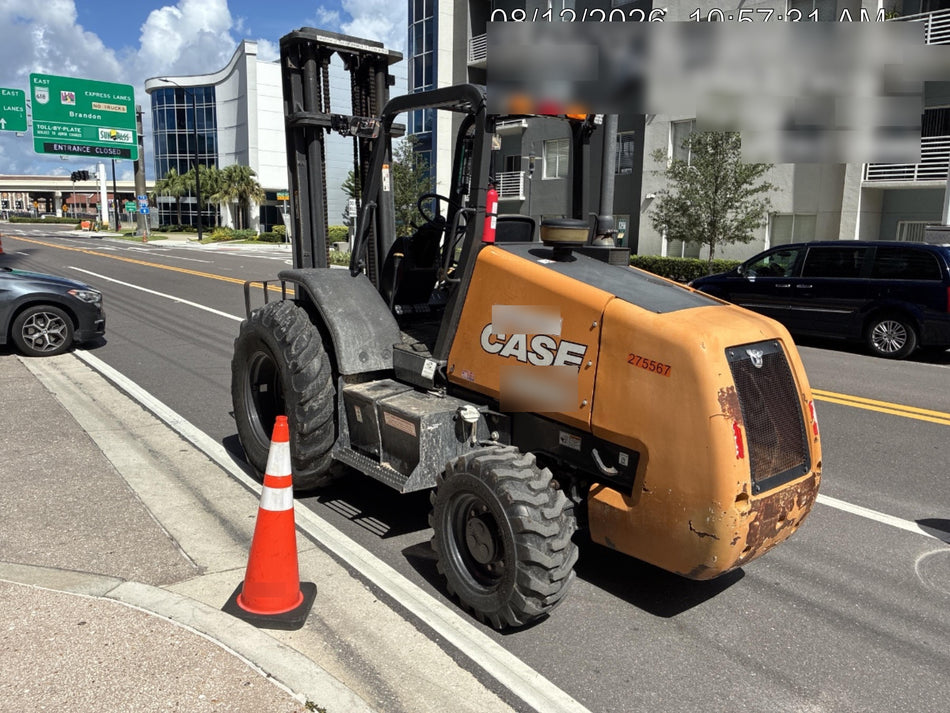 2023 CASE 588H