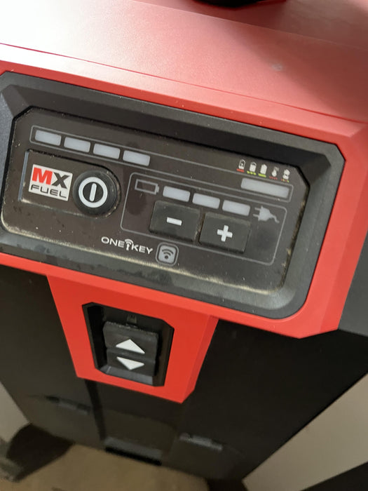 2023 MILWAUKEE MXF041-1XC