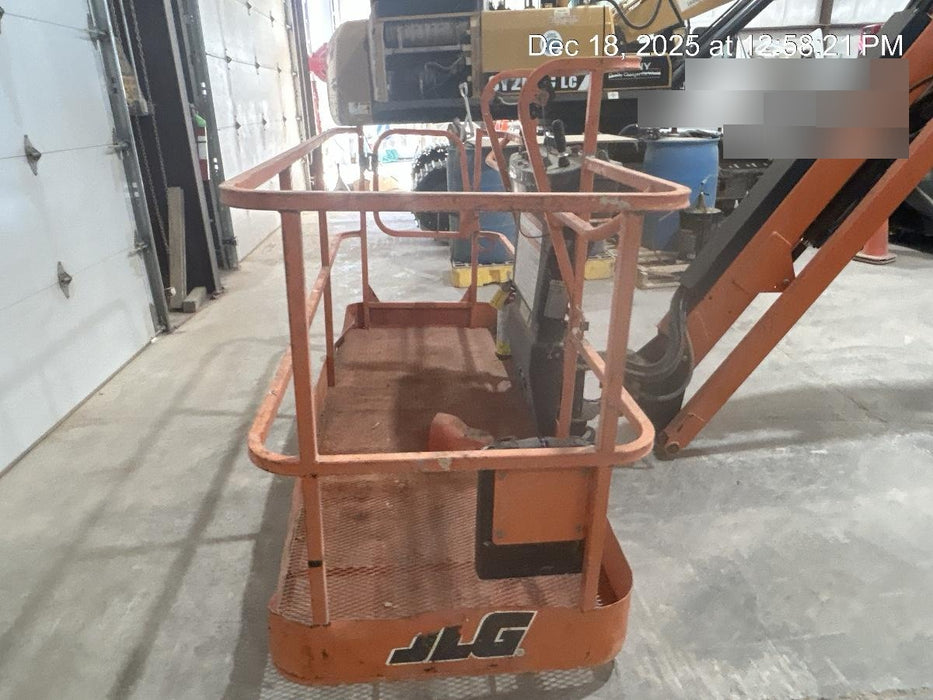 2019 JLG 600AJ