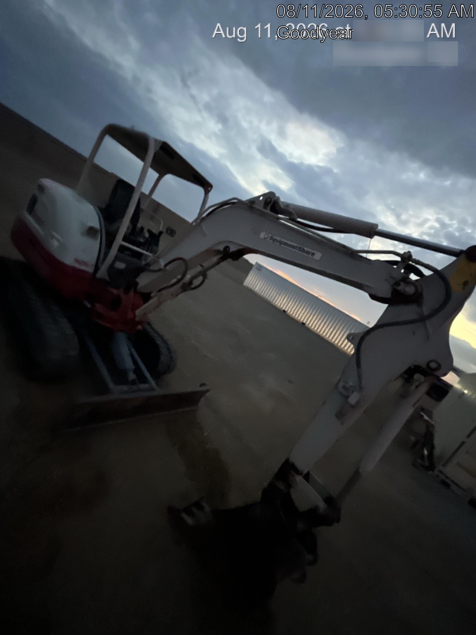 2021 TAKEUCHI TB235-2R