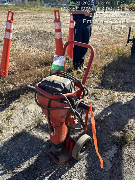 2021 HILTI TE 3000-AVR