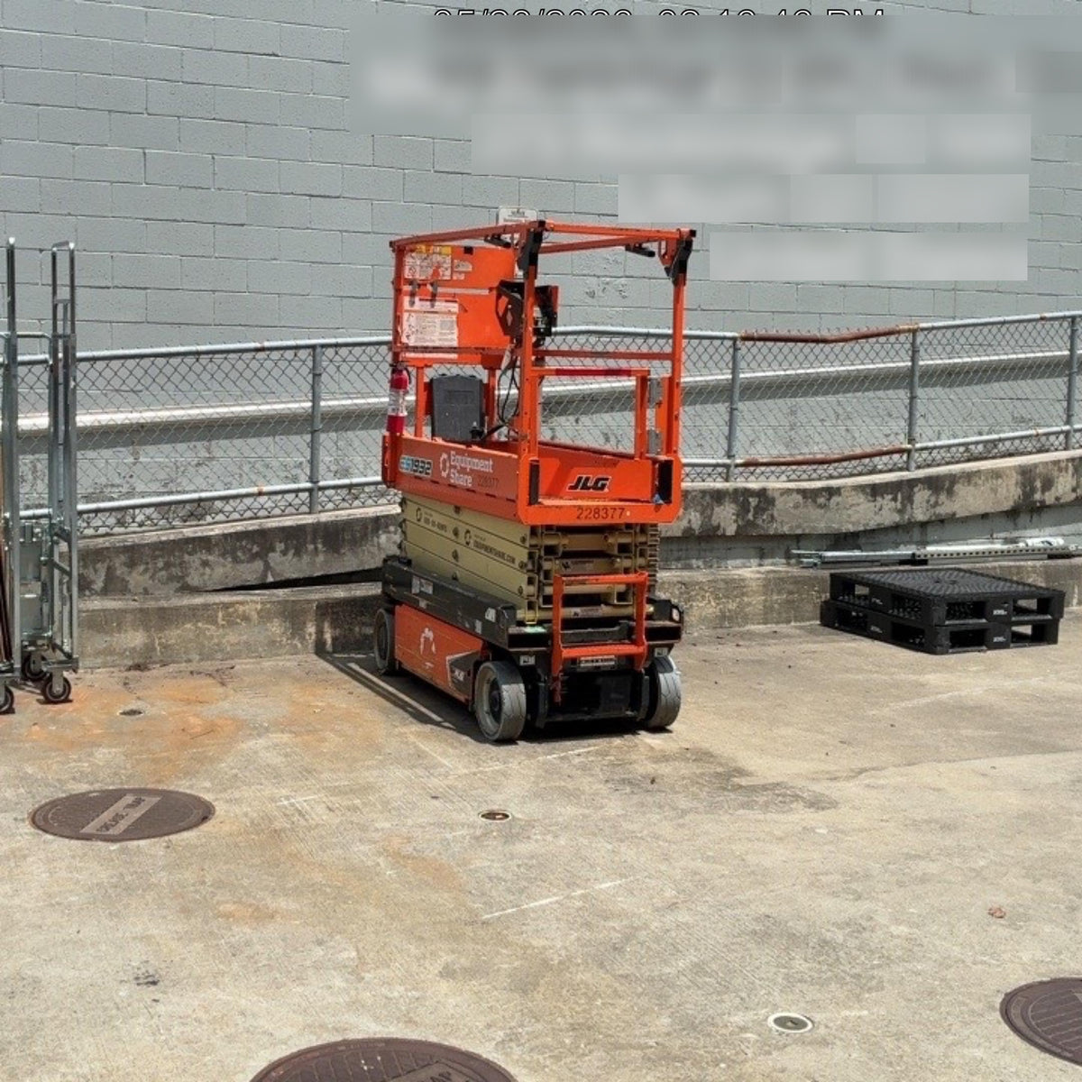 2022 JLG ES1932