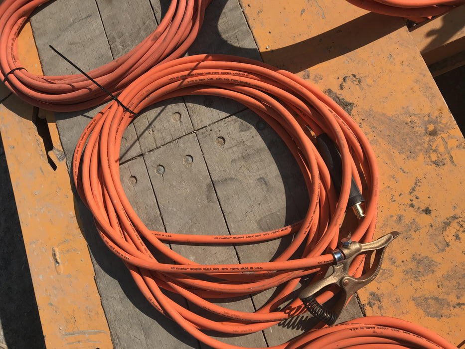 2019 Lincoln Electric Vantage 322 Welder Ready-Pak 3, Two wheel trailer, Fender and Light kit, Cable Rack