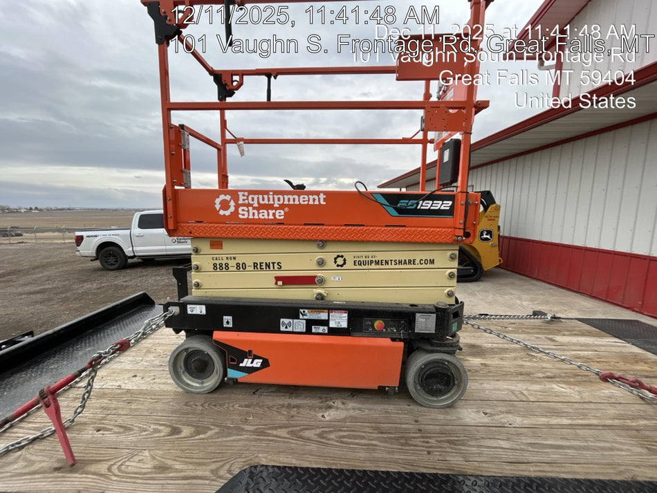 2025 JLG ES1932