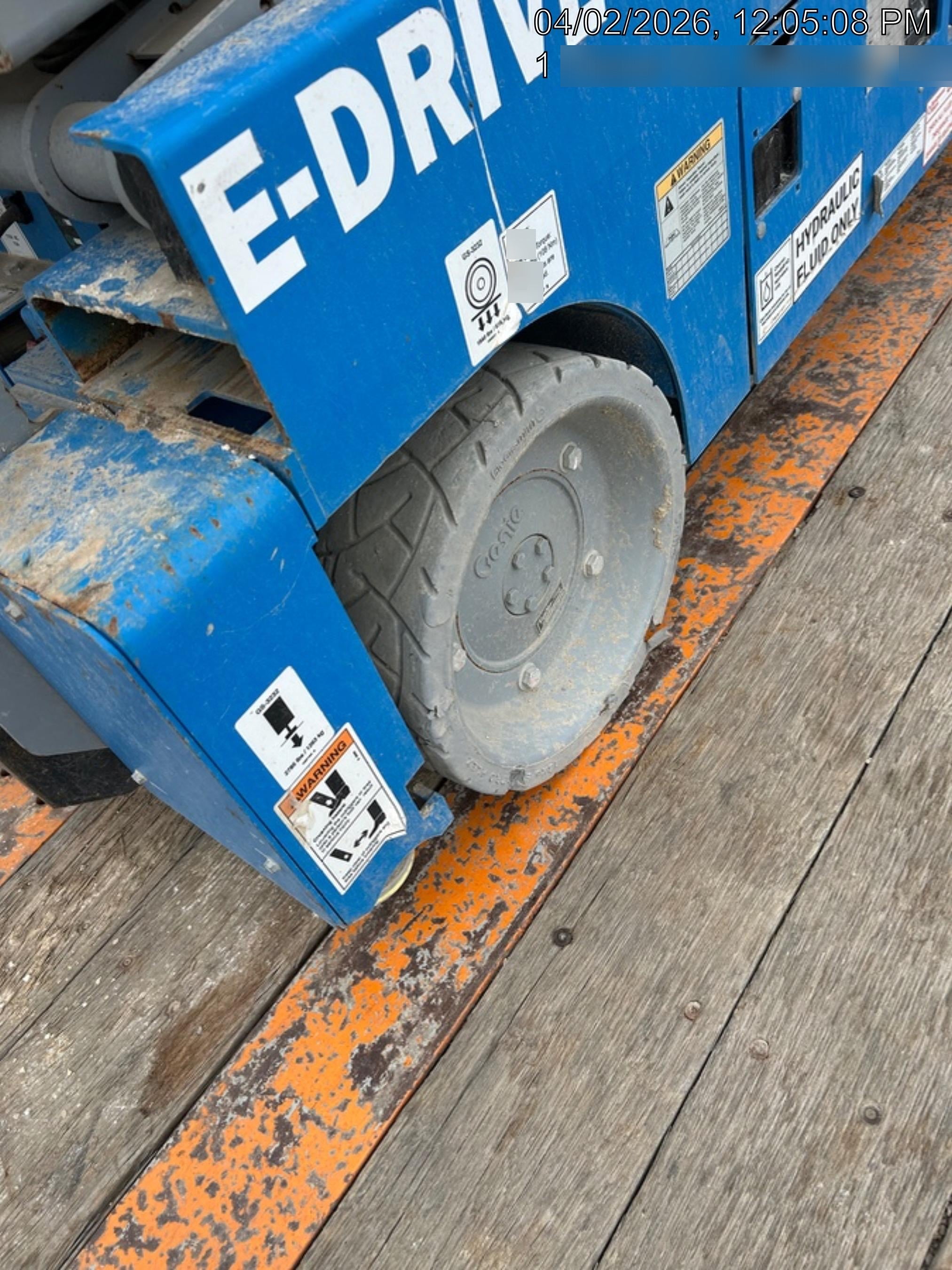 2023 GENIE GS-3232
