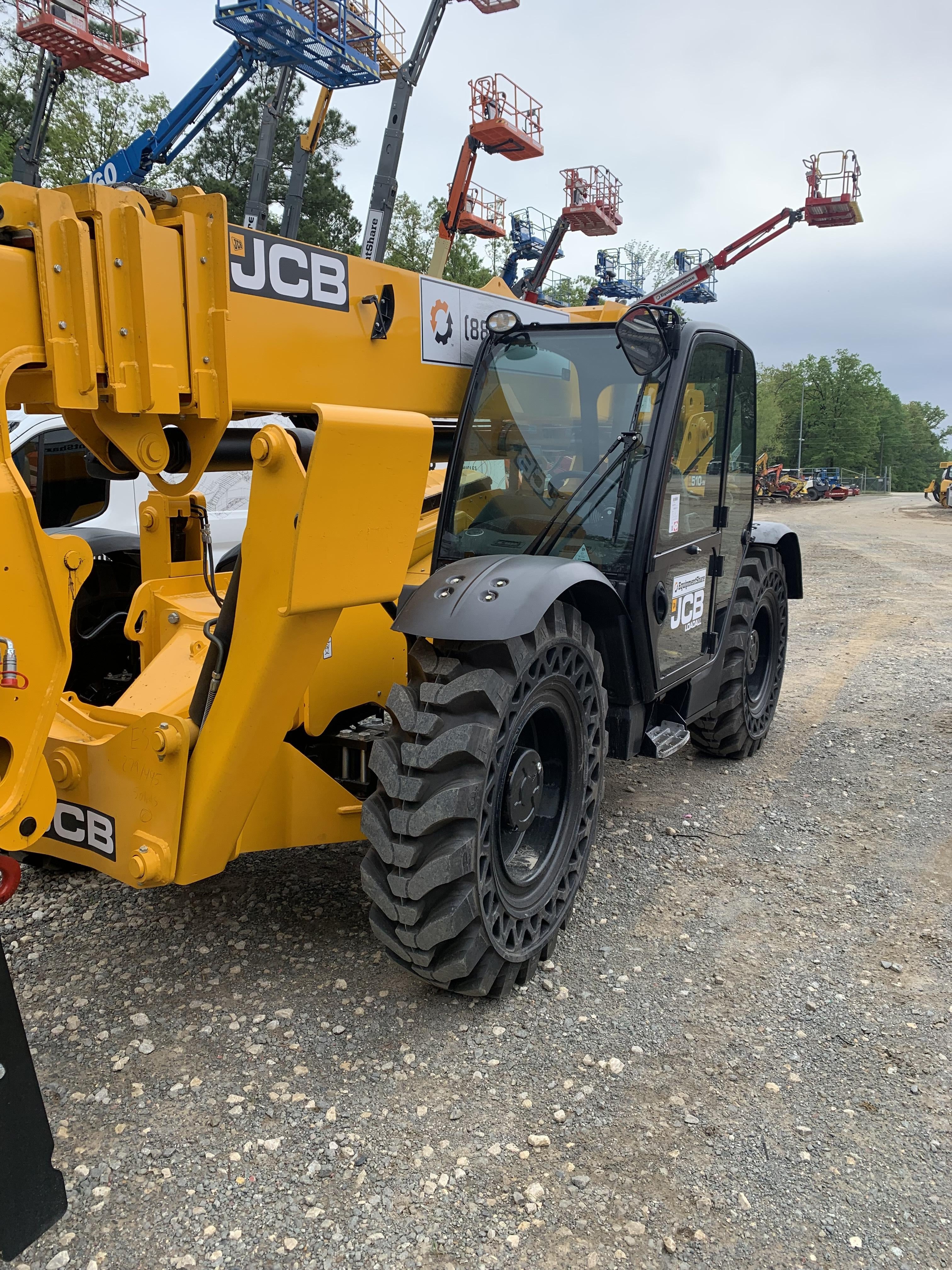 2022 JCB 510-56
