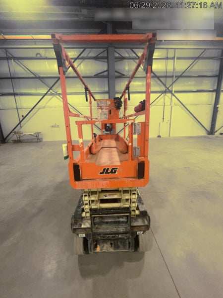 2025 JLG ES1932
