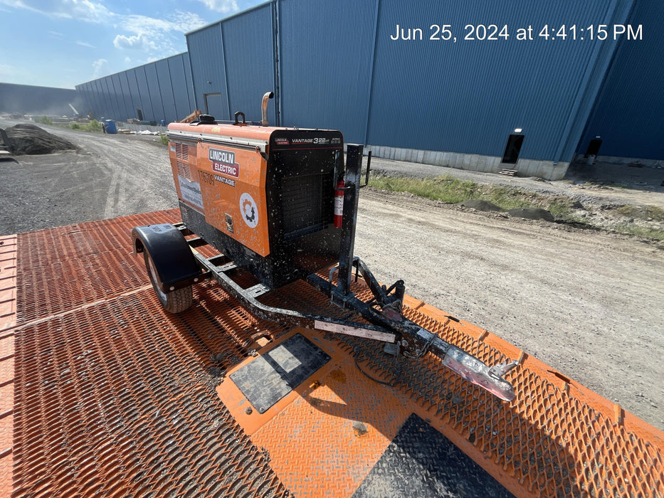 2021 Lincoln Electric Vantage 322 Vantage 322 Ready Pak 3 w/ Decals, ORANGE (includes trailer, cable rack, fender light kit) NO Telematics