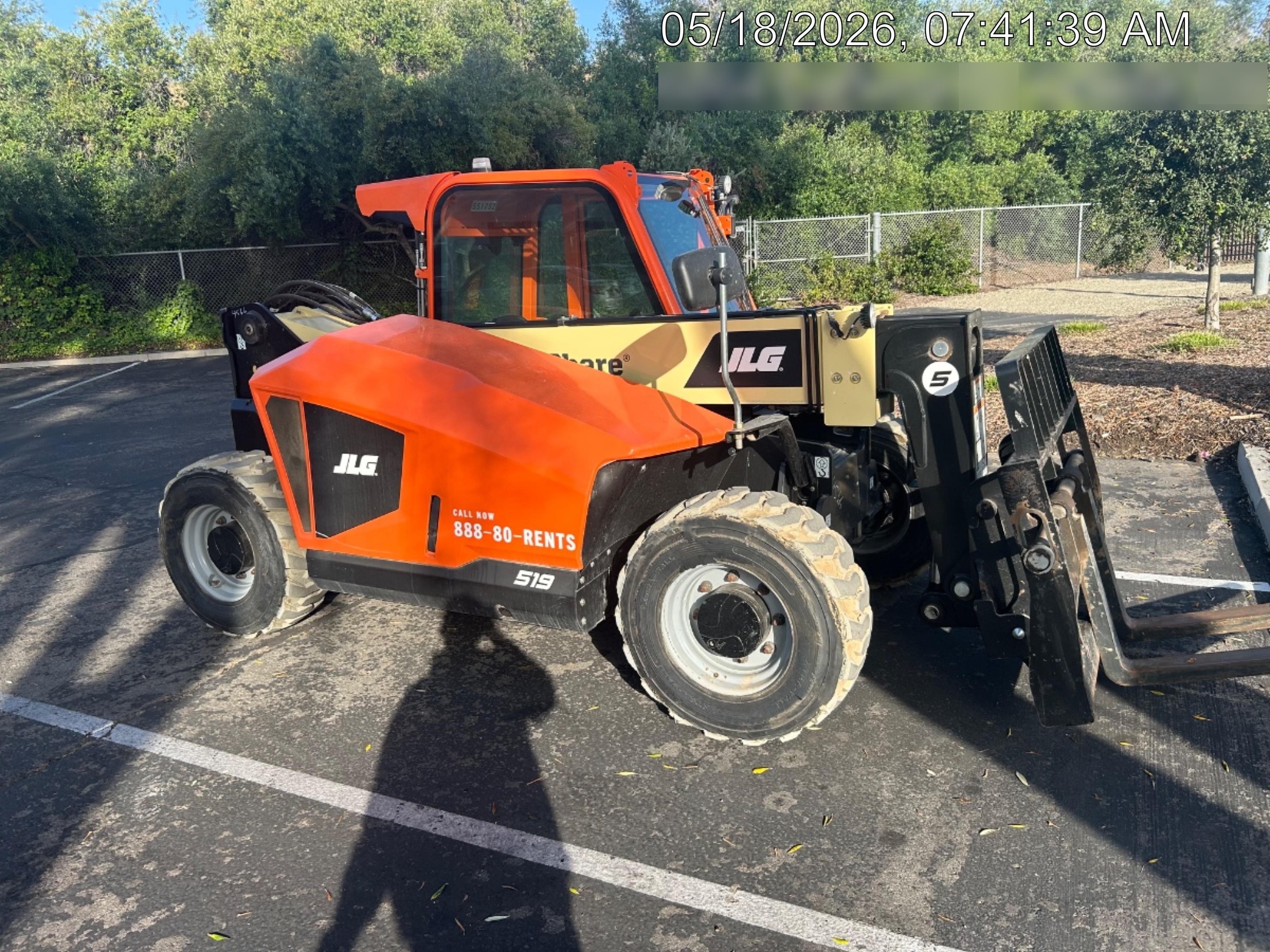 2025 JLG 519