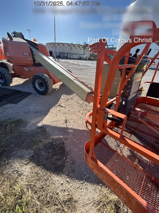 2019 JLG 400S